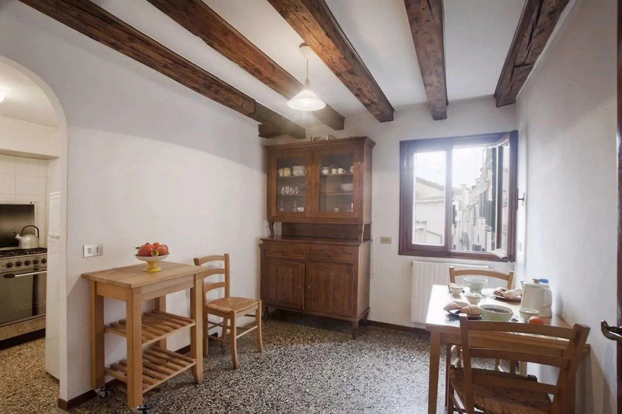 Locappart Silvestro Apartment Venice